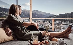 Haller Suites & Restaurant